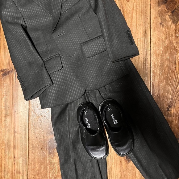 Tazio Italy Suit 2T - Picture 3 of 5